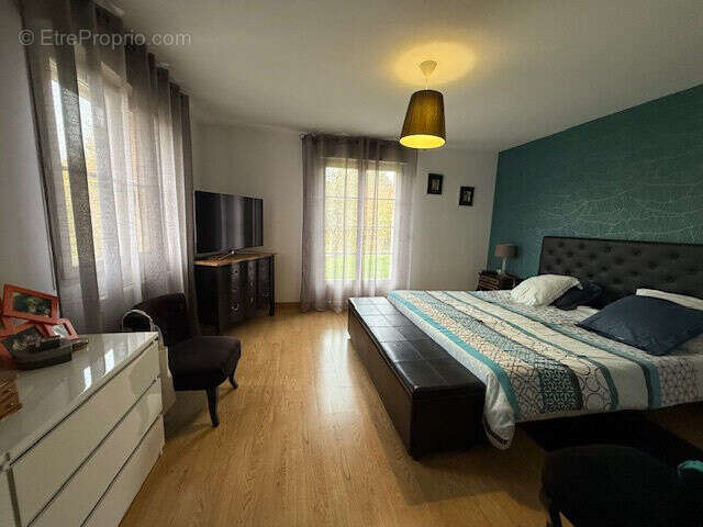 Photo 8 - Maison à COULOMMIERS