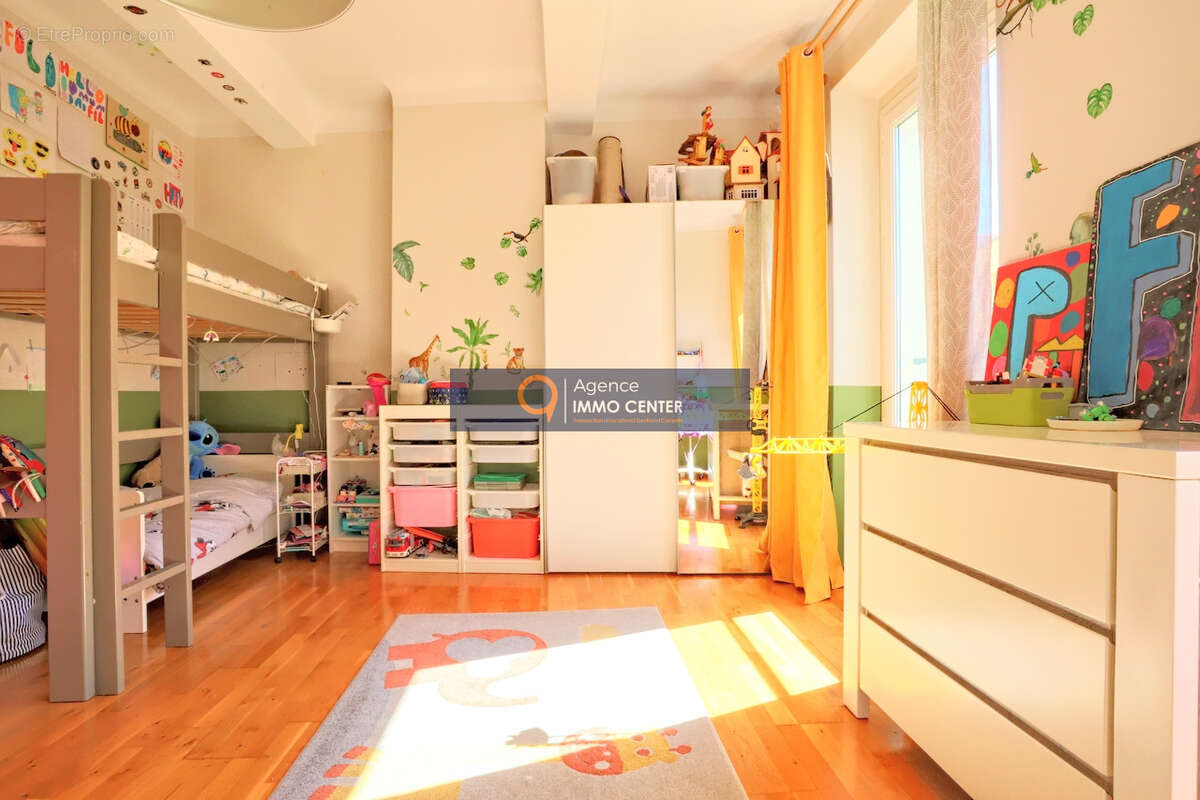 Appartement à HYERES