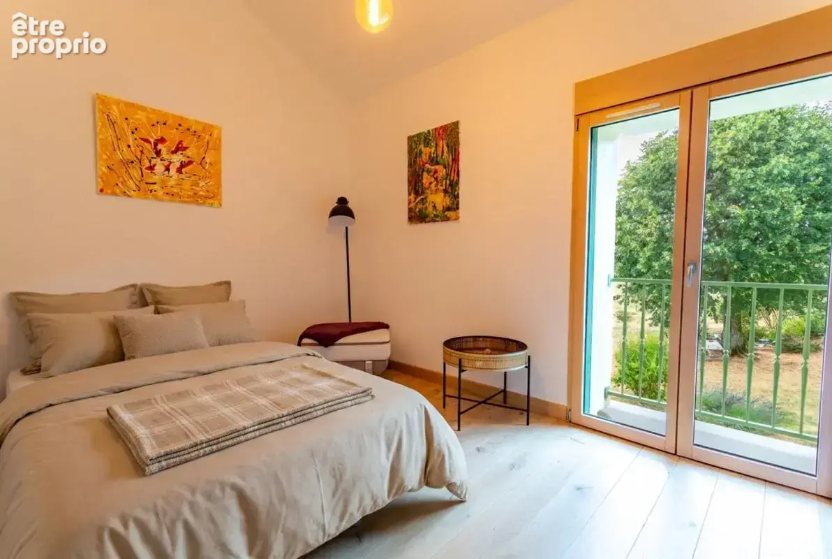 Maison 390 m² à Les Eparres  - photo 9