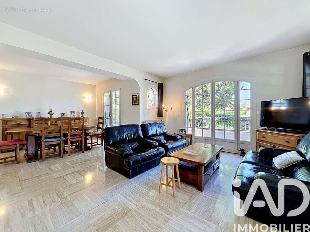 Maison 204 m² à Mougins  - photo 8