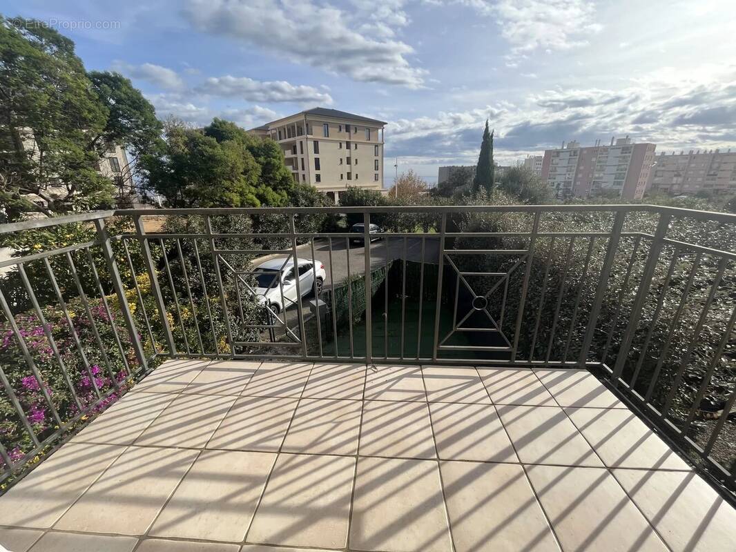 Appartement à SAN-MARTINO-DI-LOTA