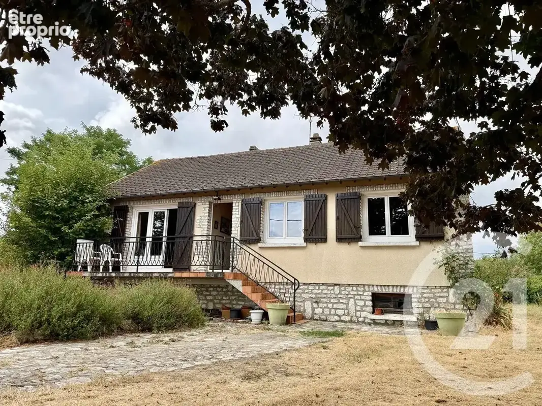 Maison à LA CHAUSSEE-D'IVRY