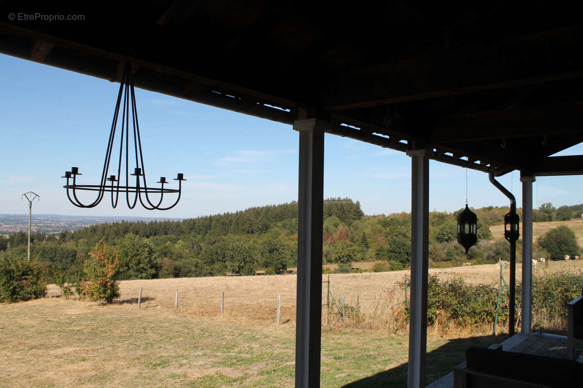 Maison à ECHASSIERES