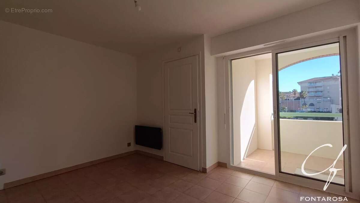 Appartement à FREJUS