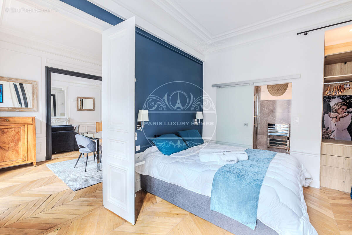 Appartement à PARIS-6E