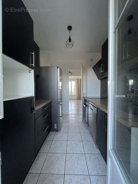 Appartement à LYON-9E