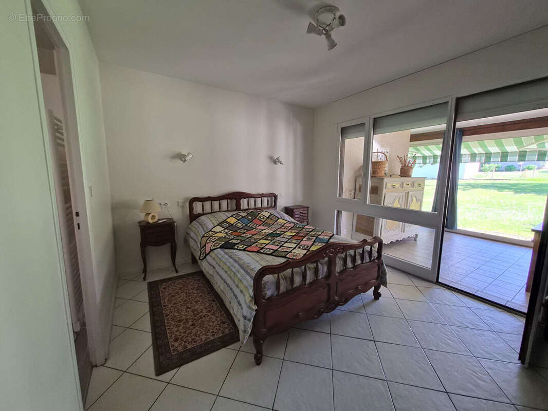 Maison à VILLENEUVE-DE-MARSAN