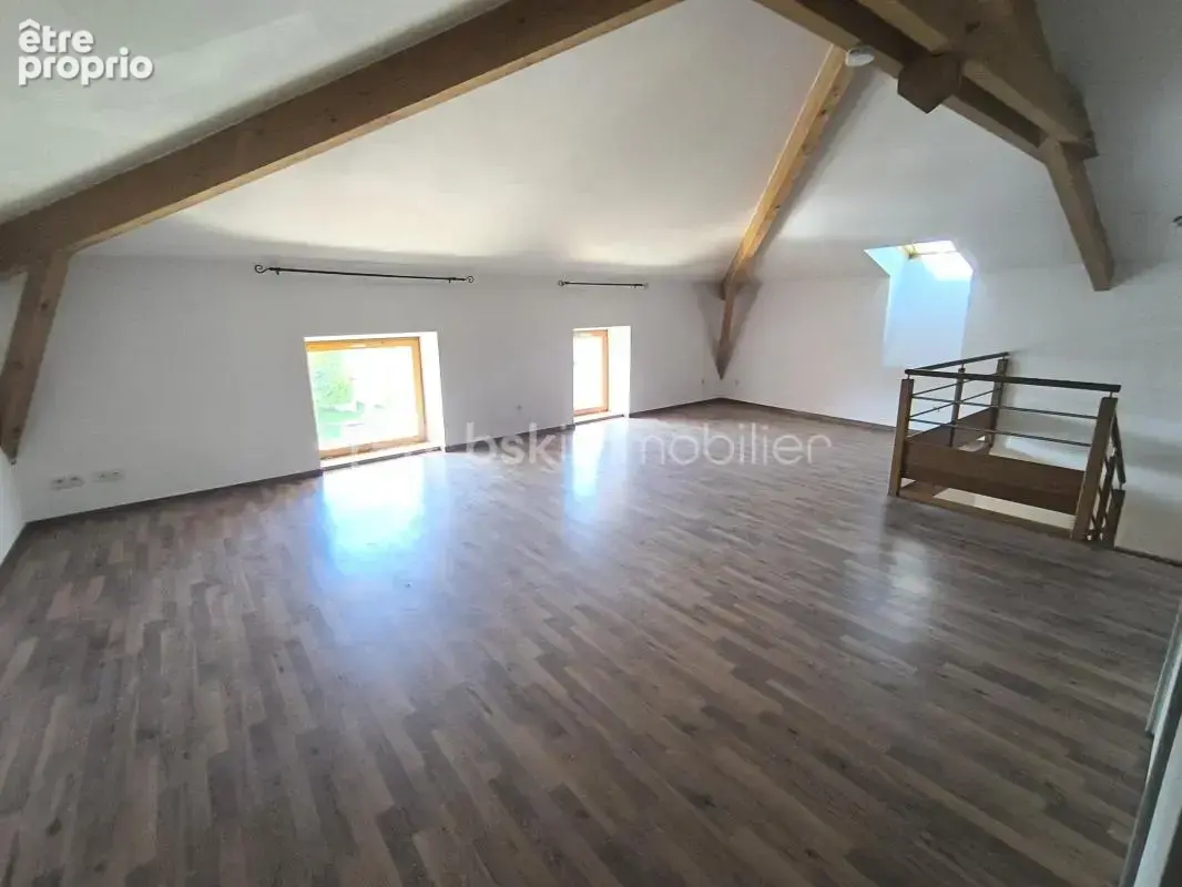 Maison de ville coup de cœur entièrement rénovée avec terrasse de 65 m² - photo 13