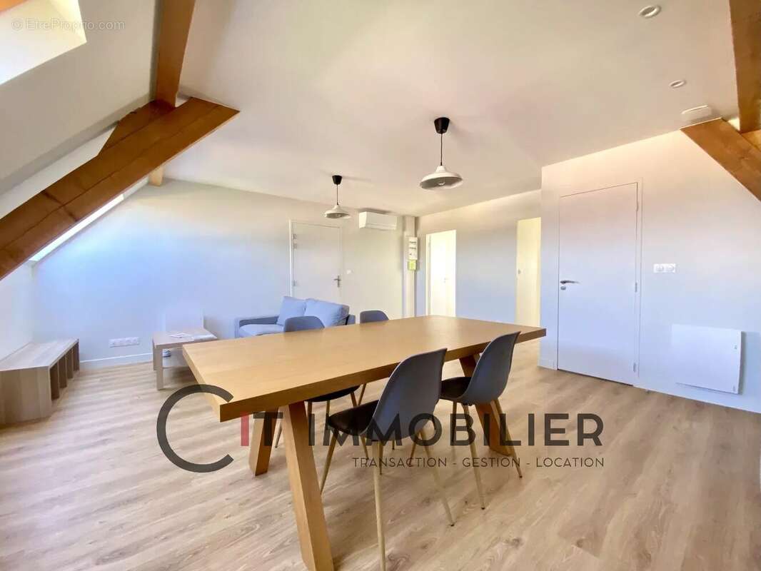 Appartement à LES ABRETS