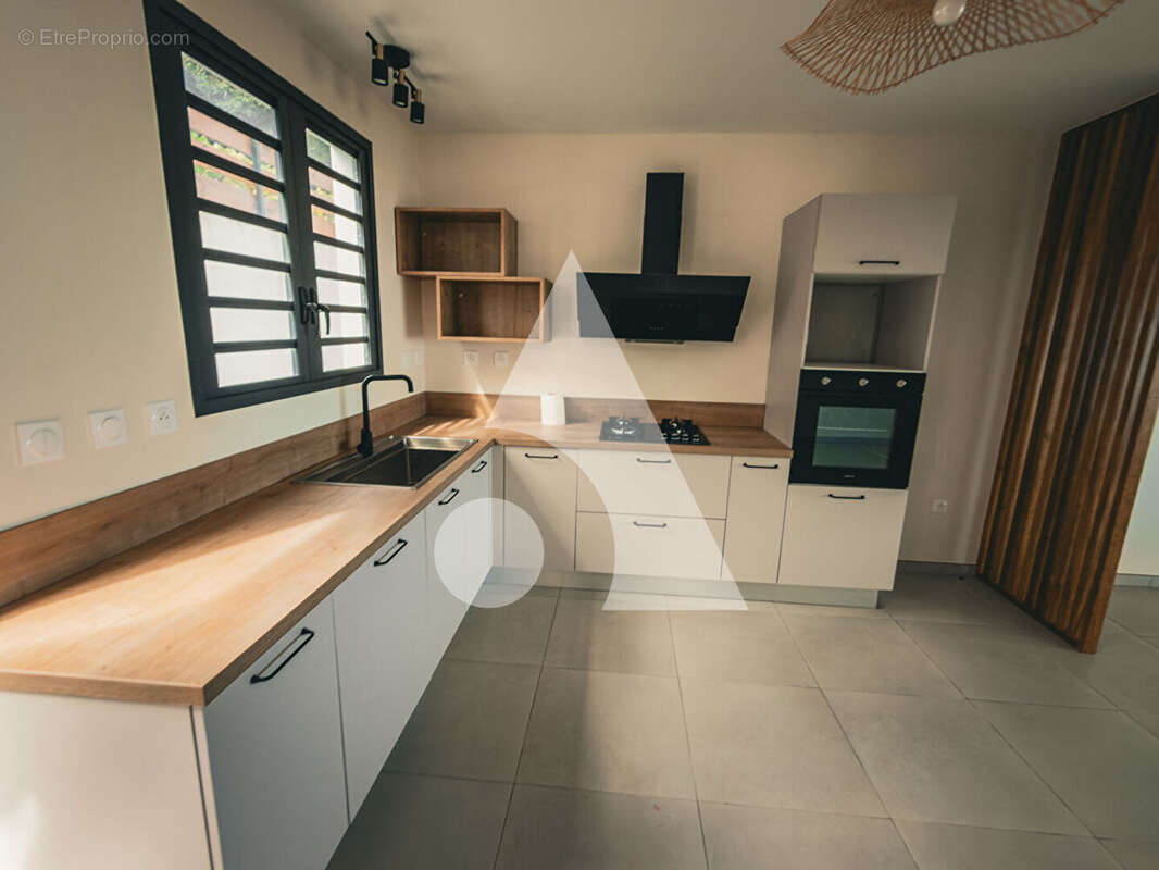 Élégante villa F4 neuve avec vue sur l'océan - photo 3