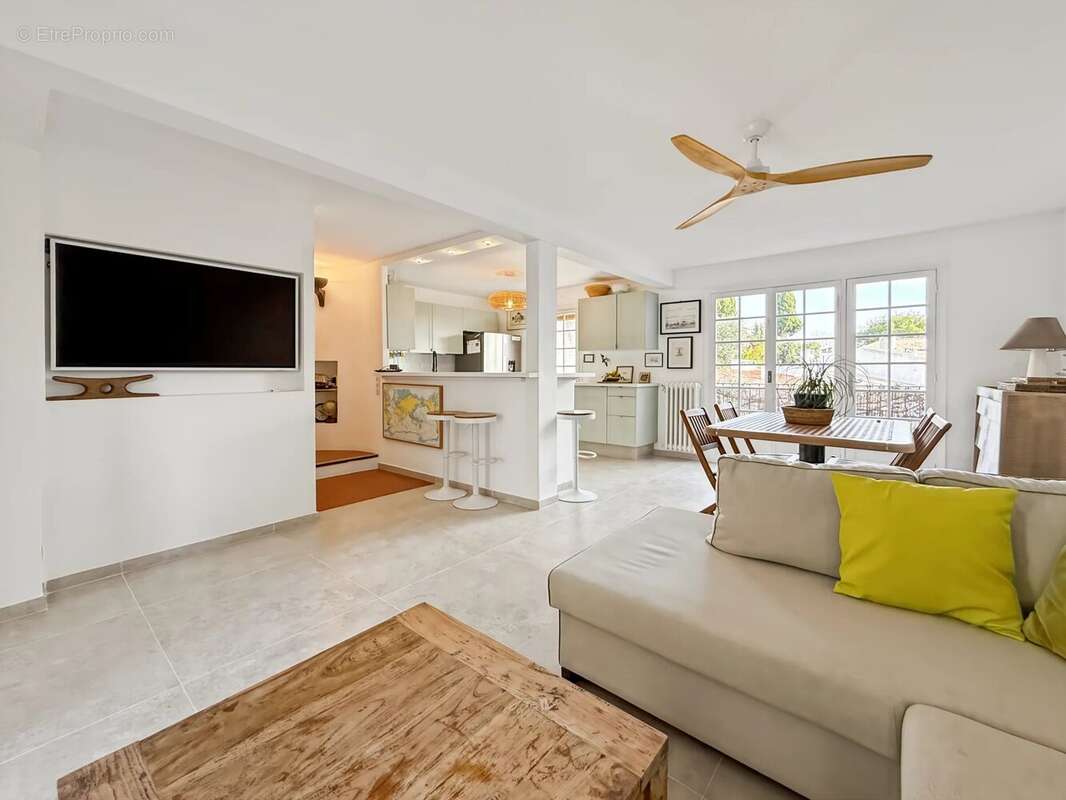 Maison à CAGNES-SUR-MER