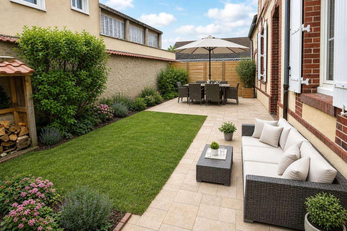 Maison 5 pièces avec dépendance et jardinet - photo 9