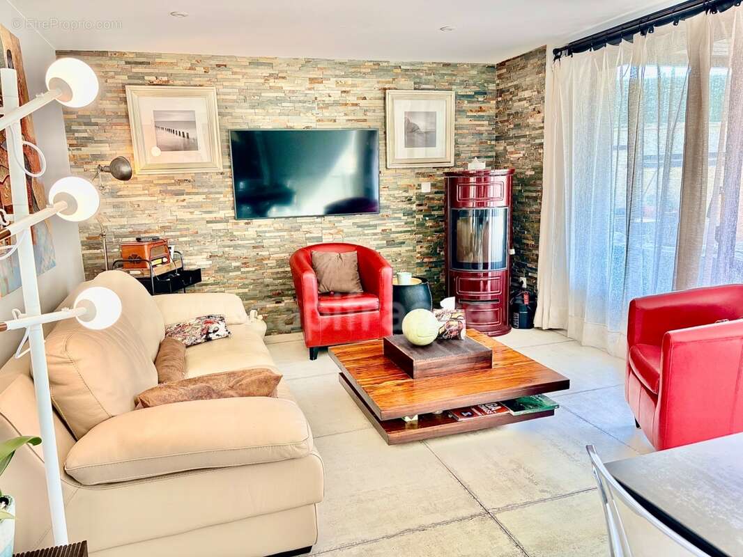  Belle villa de 181 m2 avec deux appartements indépendants - photo 5