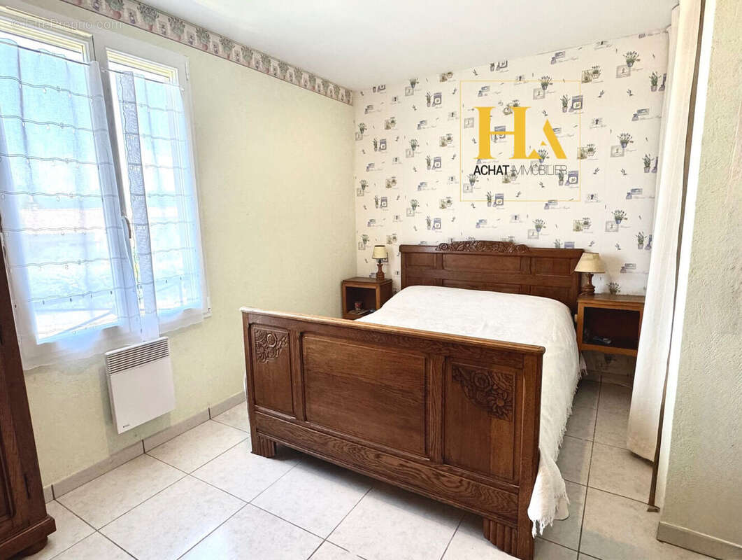 Maison Familiale 130m2, Jardin 1.011m2, 6 pièces, 5 Chambres, Piscine, Garage, Carport - photo 8