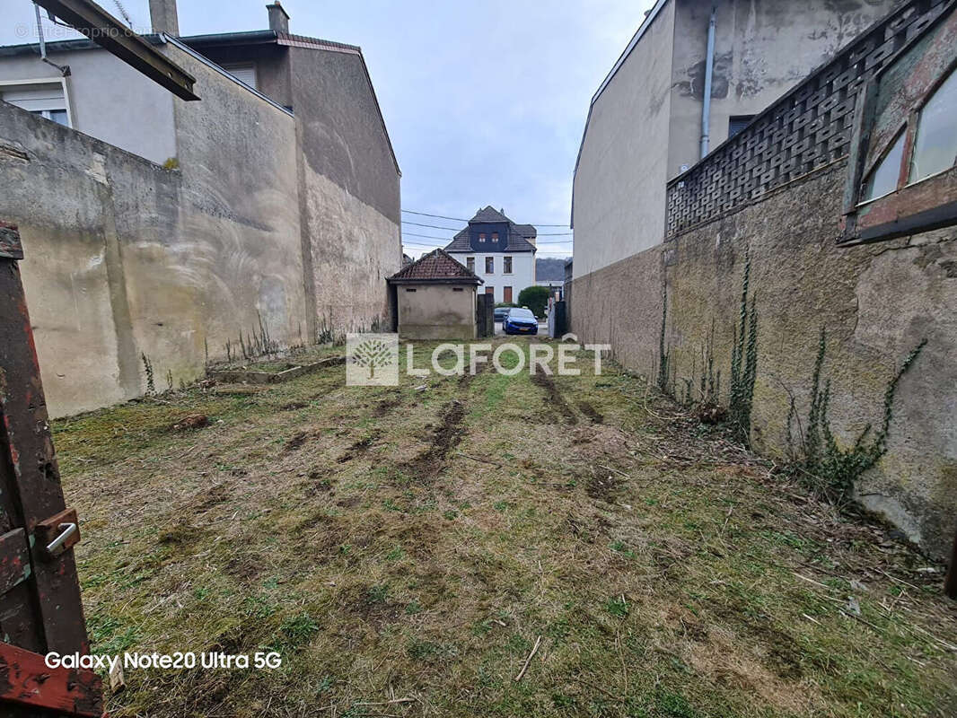 Terrain à AUDUN-LE-TICHE