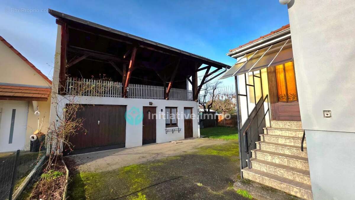 Maison à WEYERSHEIM