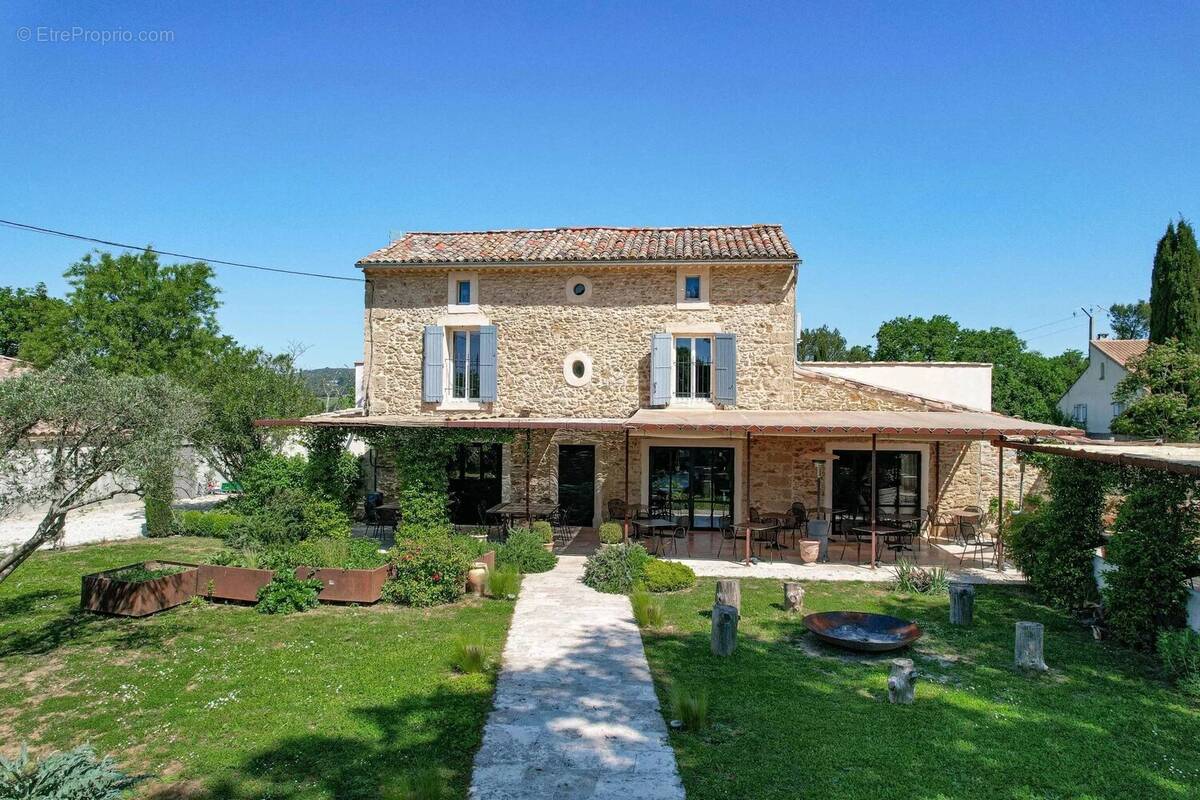 Maison à UZES