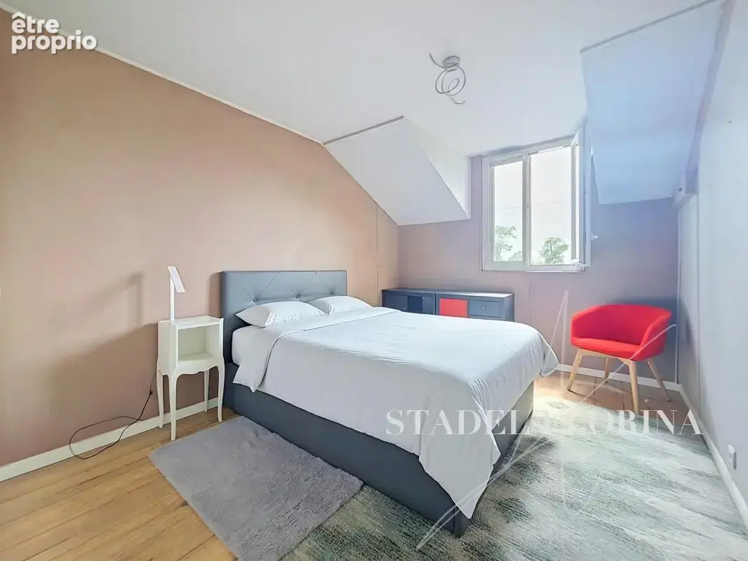 Maison 120 m² à Romainville  - photo 7