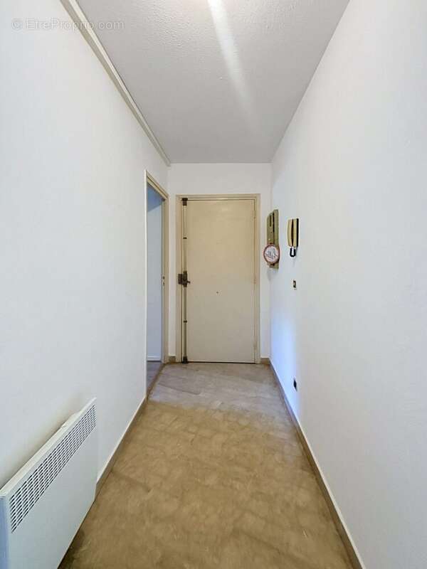 Appartement 74 m² à Mougins  - photo 6