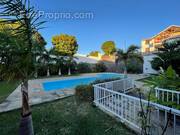 Appartement à SAINT-DENIS