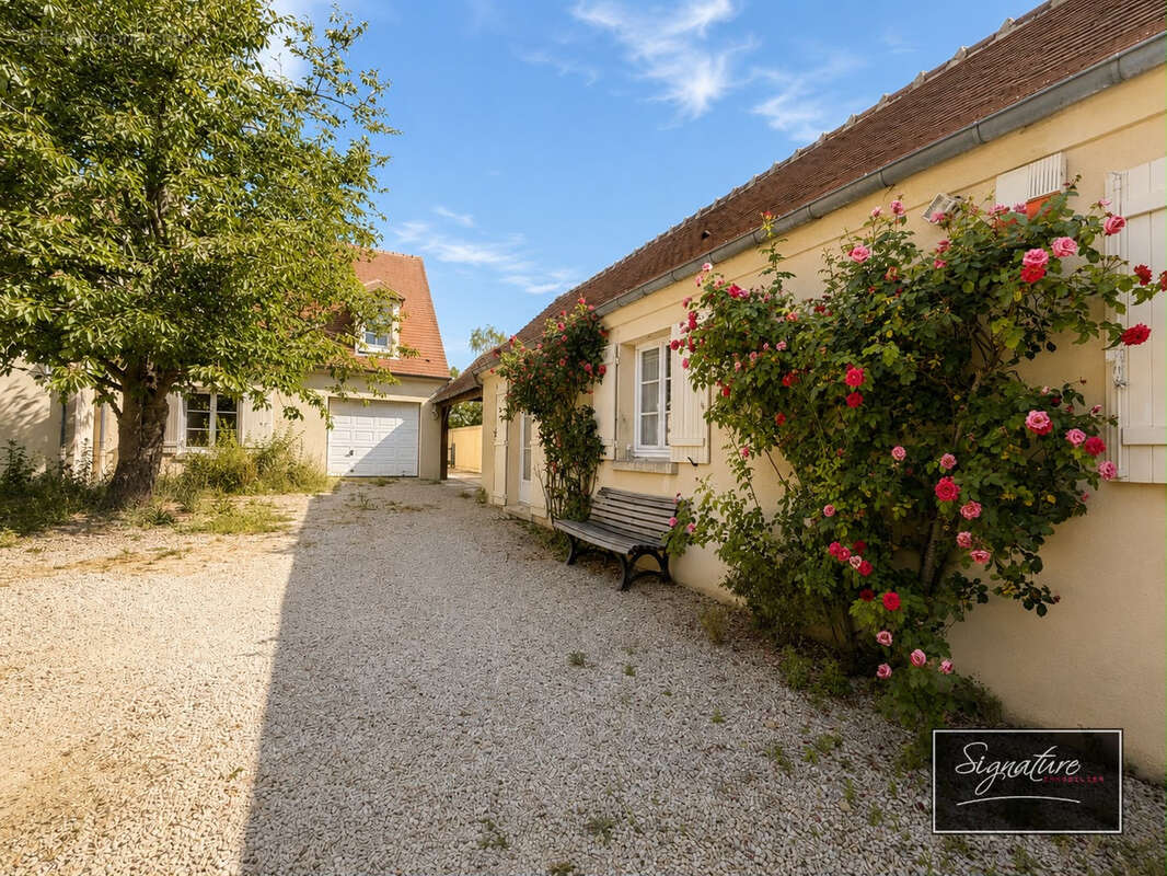 Maison à CHAMANT