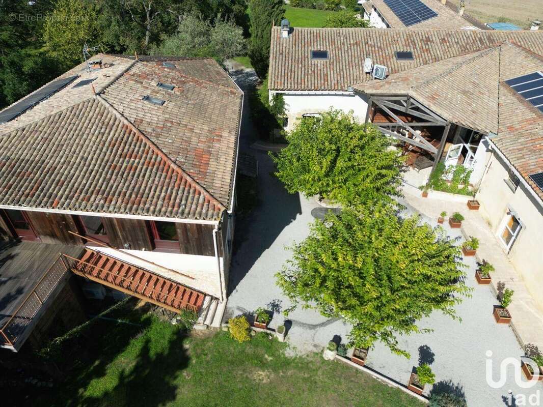 Photo 7 - Commerce à CASTELNAUDARY