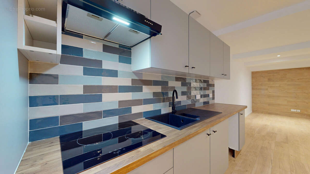 Appartement à VALLAURIS