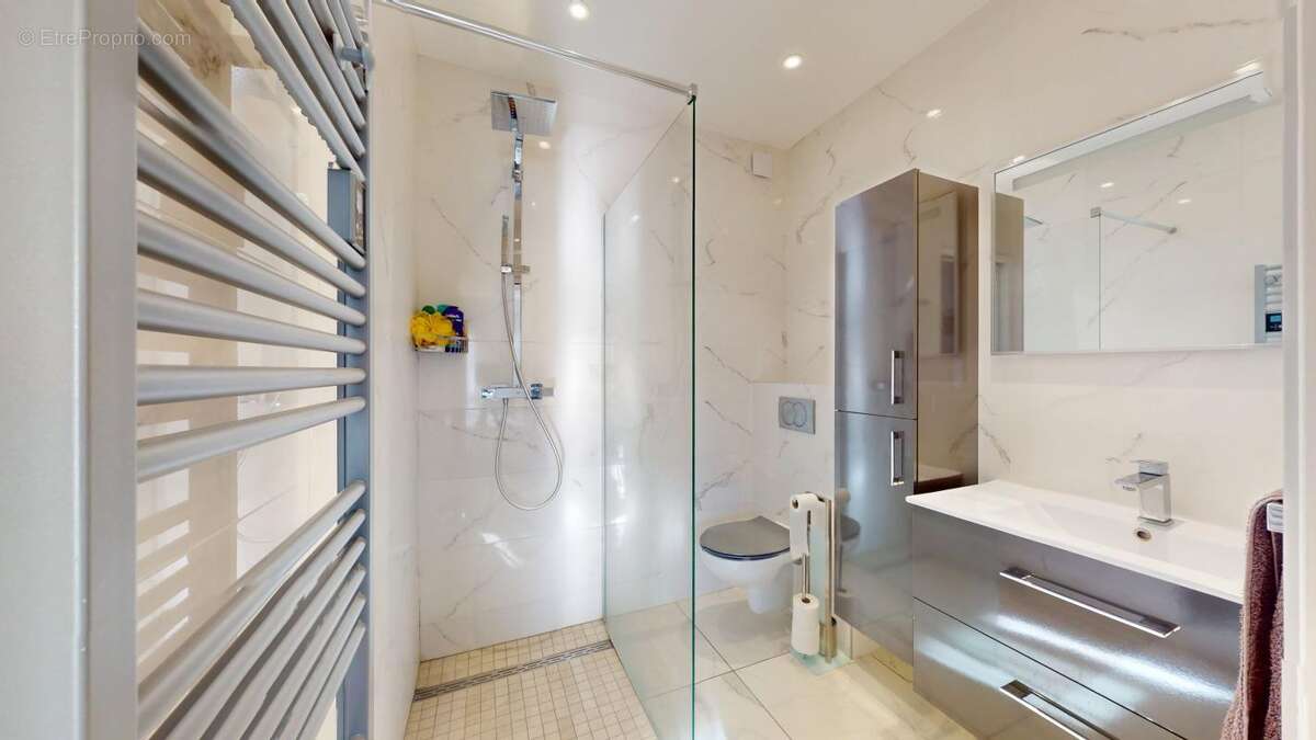 Appartement à LYON-6E