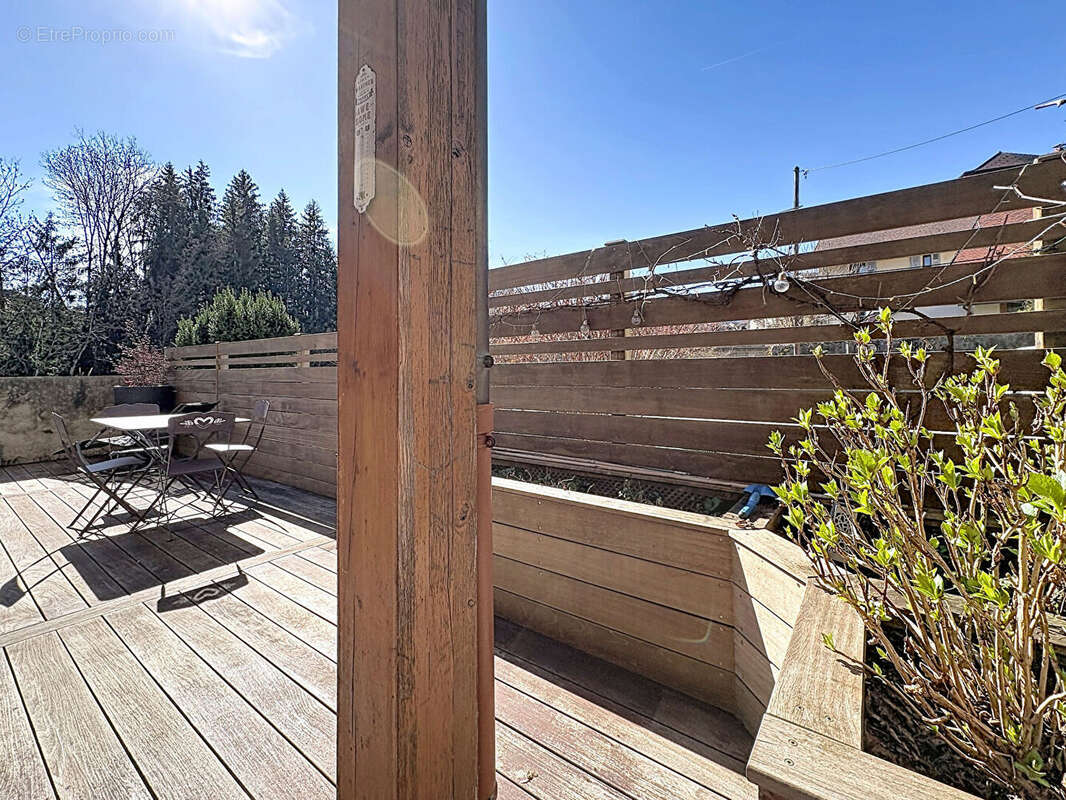 Appartement à LA ROCHE-SUR-FORON