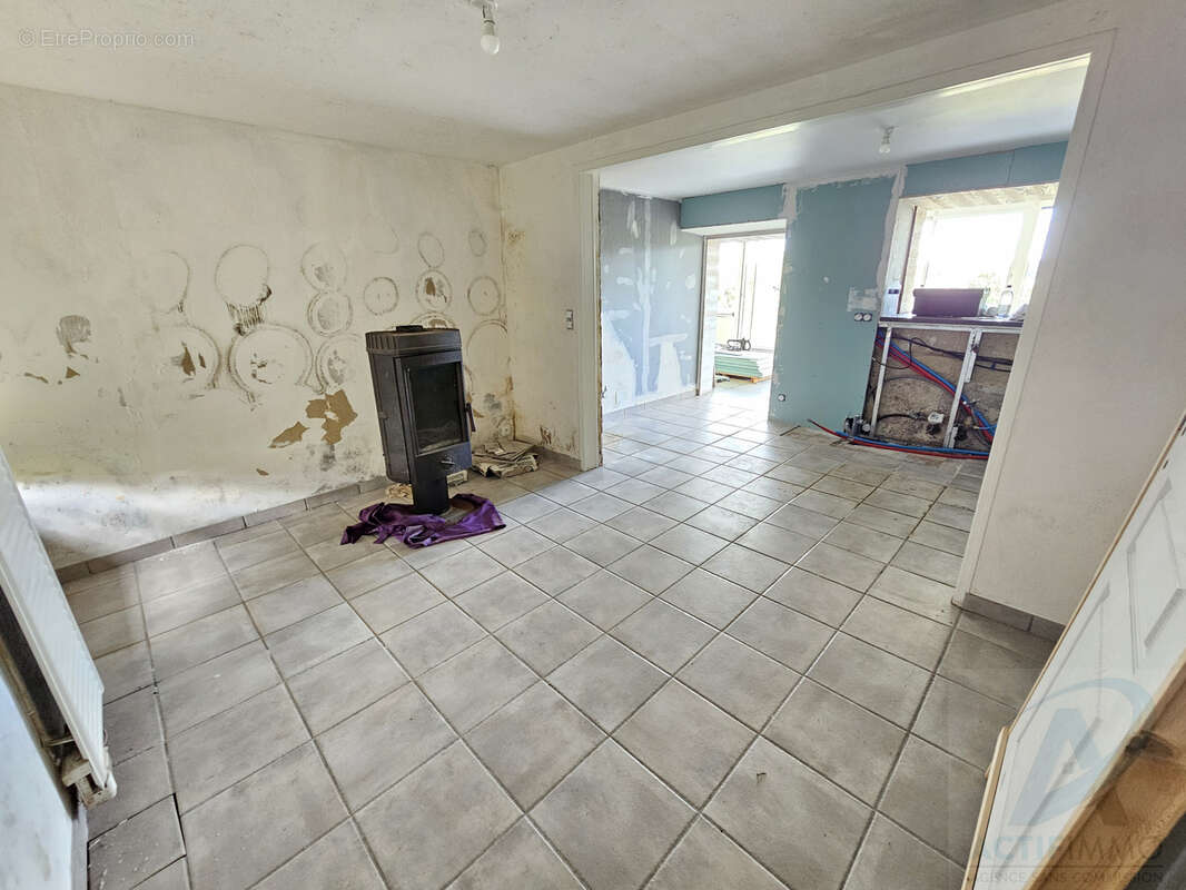  Maison à rénover. - photo 4