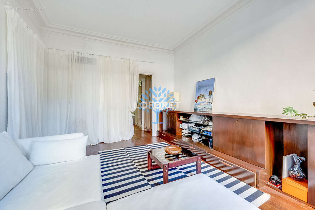 Appartement Paris 2 pièces 33 m2 - photo 4