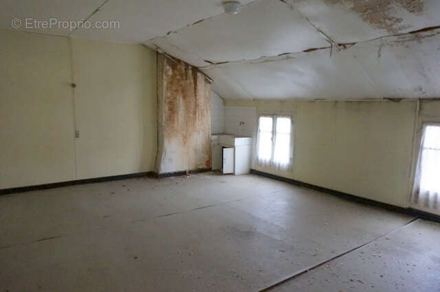 Maison à SAINT-HONORE-LES-BAINS