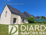 Maison à ARGENTRE-DU-PLESSIS