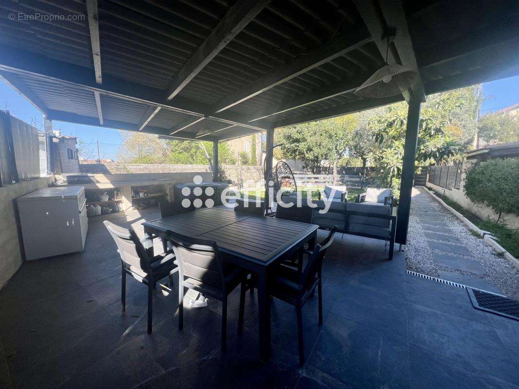 Maison à MARSEILLE-15E