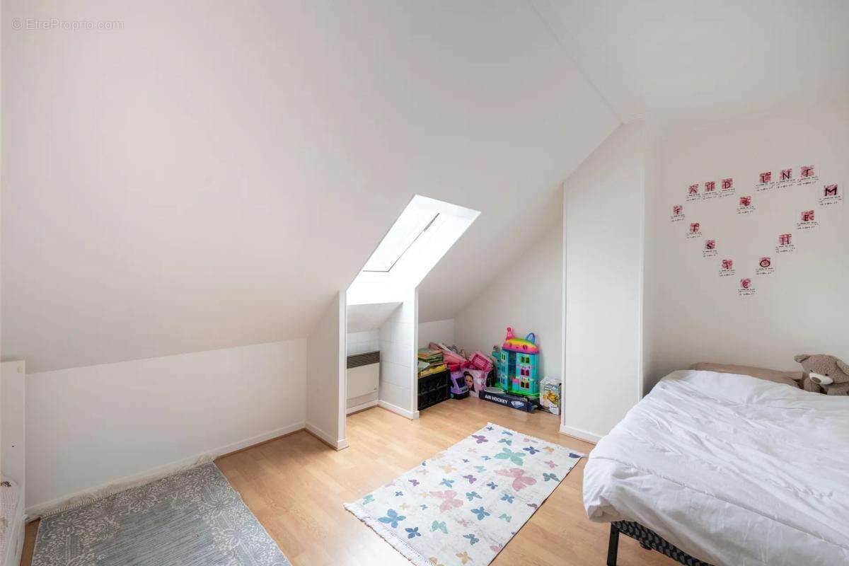 Maison de 6 pièces de 100 m² à Ézy-sur-Eure - photo 14