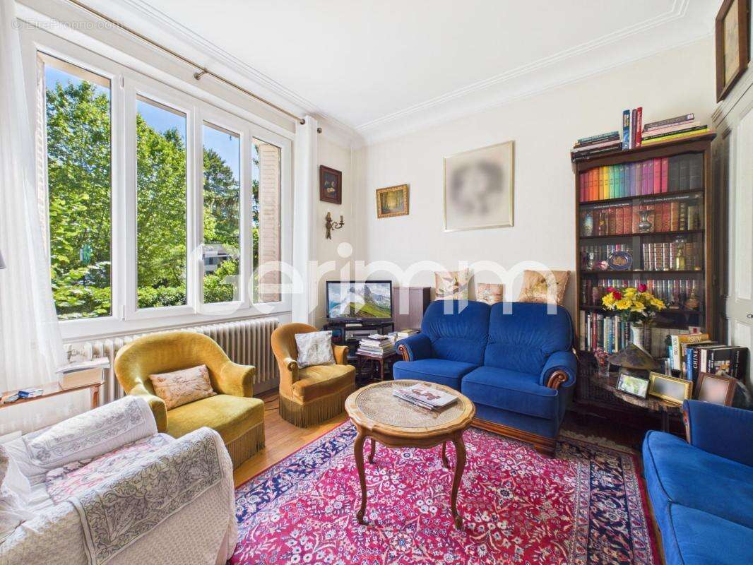 Maison à LA TRONCHE