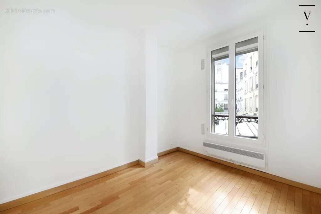 Appartement à PARIS-12E