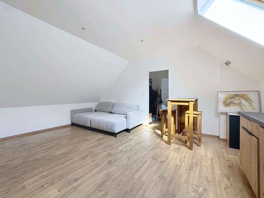 Maison 75 m² à Pont-L'eveque  - photo 4