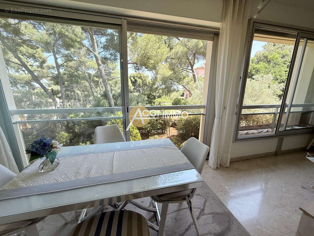 Sanary Portissol,  Appartement T2 avec une loggia - photo 7
