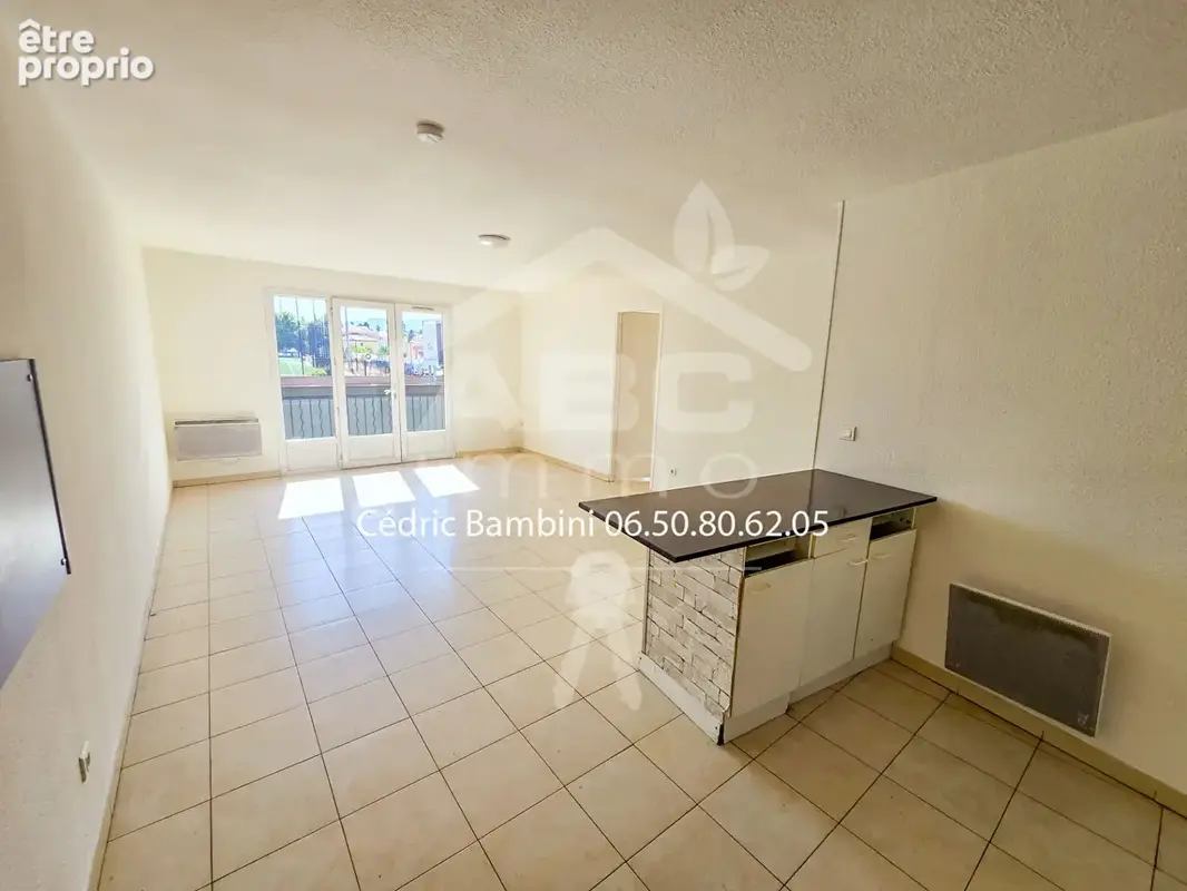 Haut de villa lumineux de 68 m² avec terrasse de 14 m² ? Proche centre-ville de Saint-Maximin - photo 7