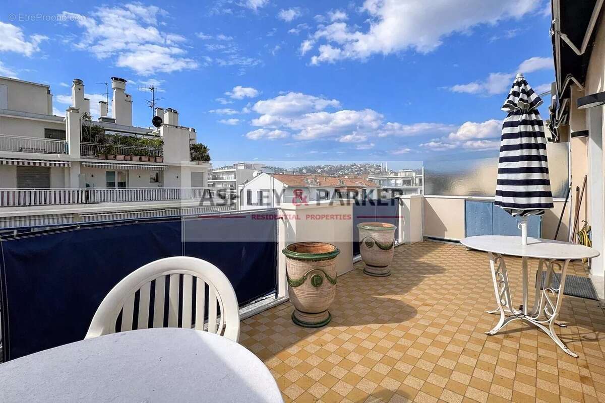 Appartement à NICE