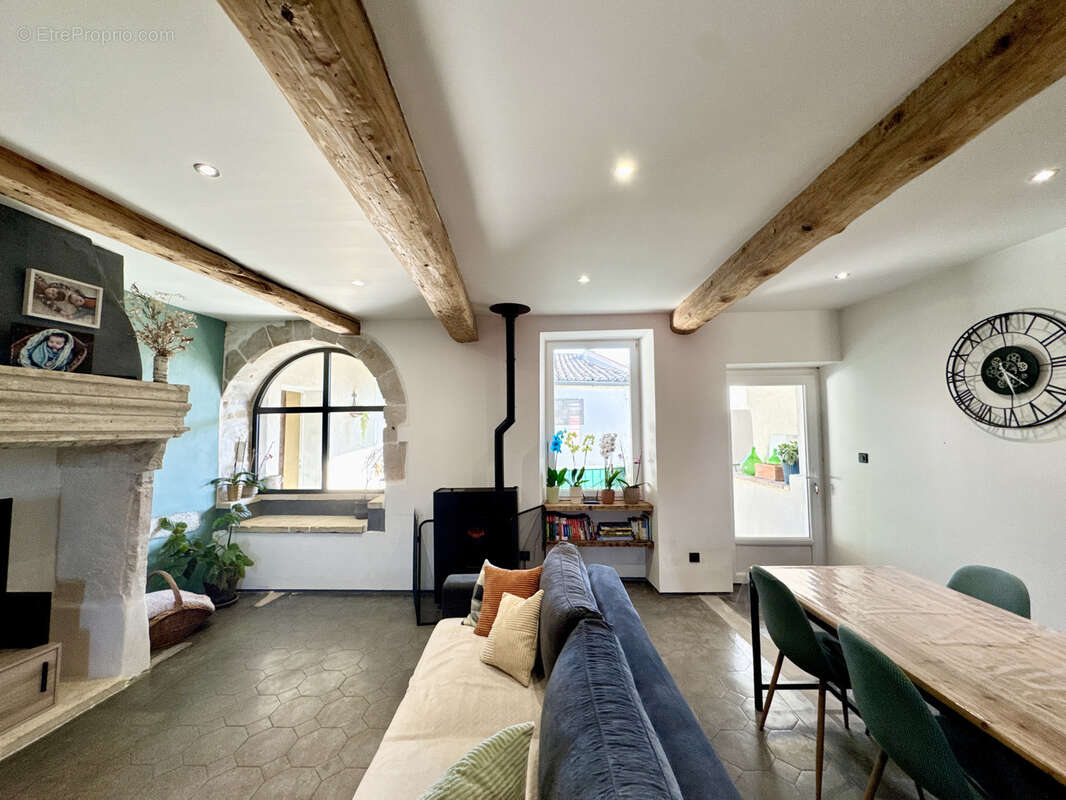 Maison à AIGUES-VIVES