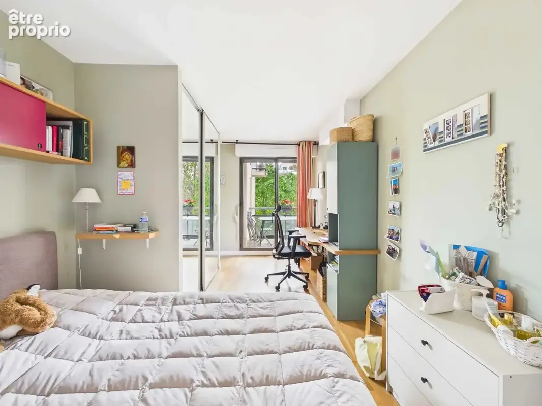 Paris xvii - rue albert roussel - charmant 5p avec 4 chambres 2 terrasses au calme et avec une vue sur un parc ! - photo 21