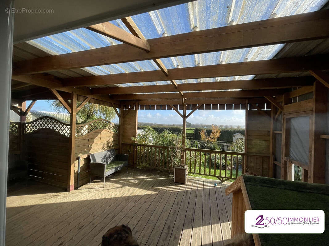 Maison à PLOUZEVEDE