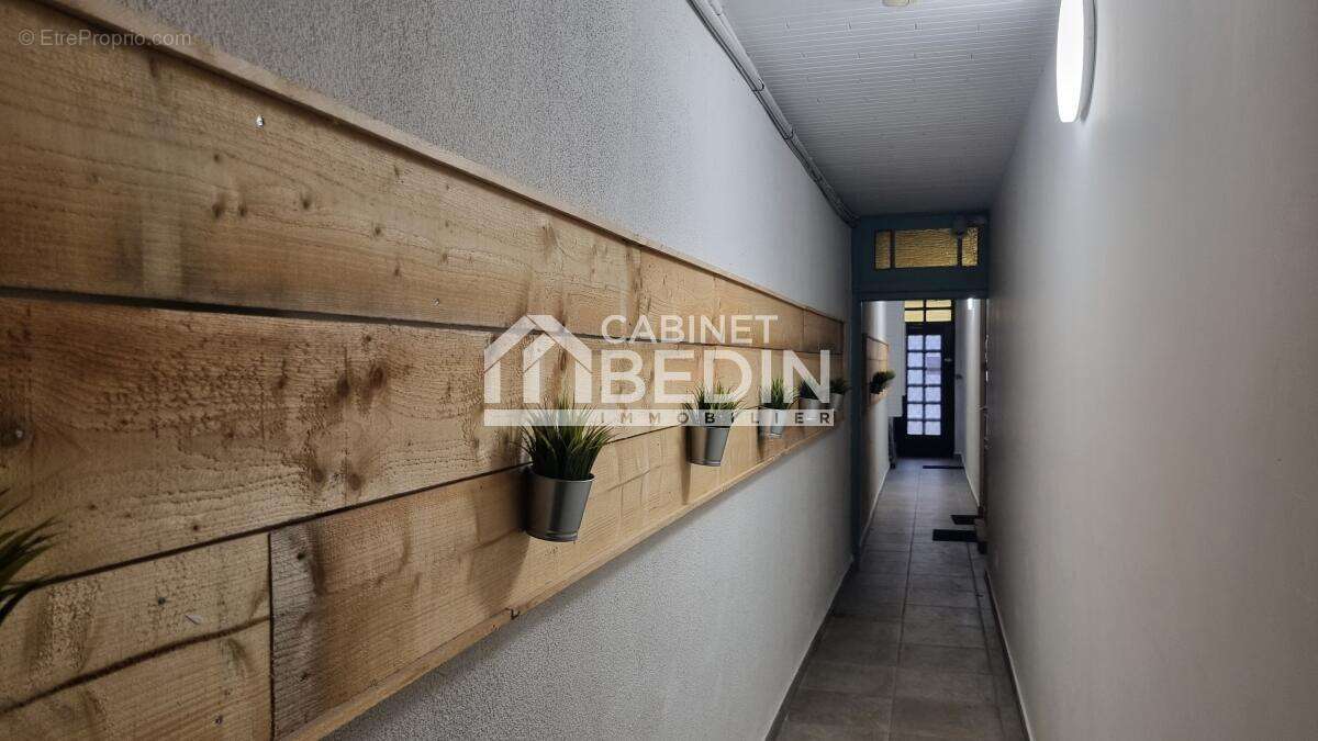 Commerce à TOURNEFEUILLE