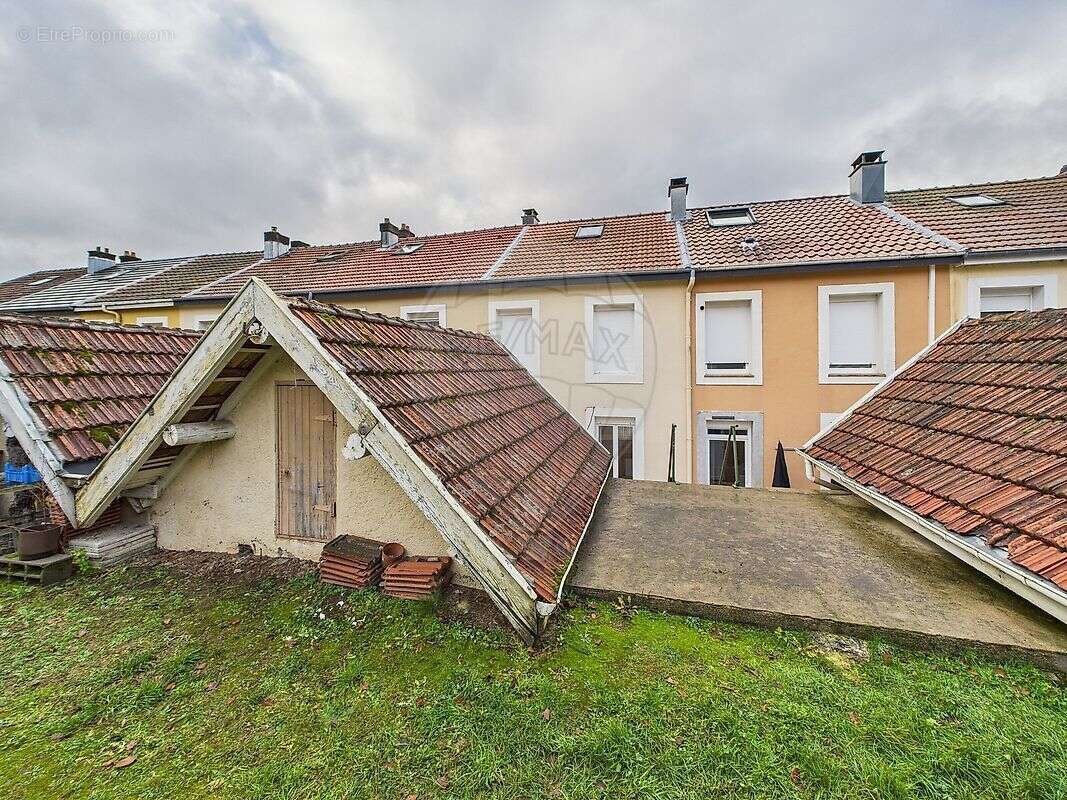 Maison à HAUCOURT-MOULAINE