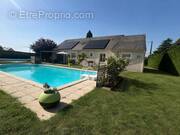 Photo 1 - Maison à SAINT-AOUT