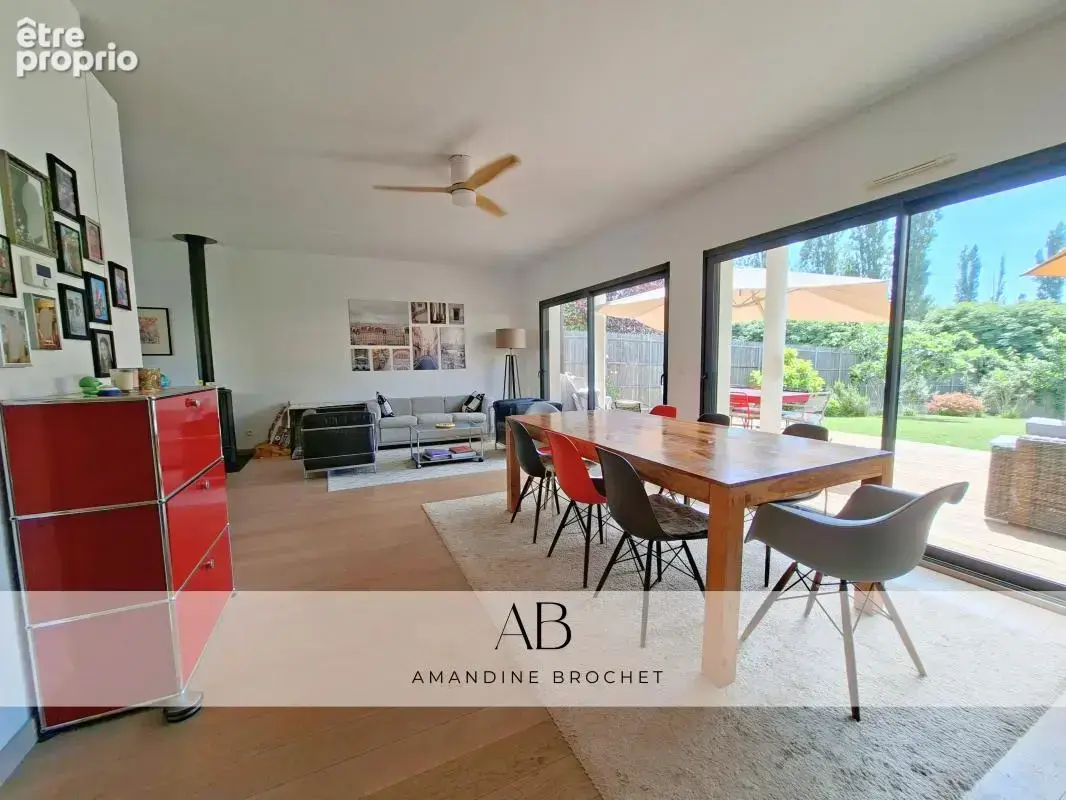 Maison 8 pièces 215 m² à vendre à Marnes-La-Coquette (92430) - photo 3
