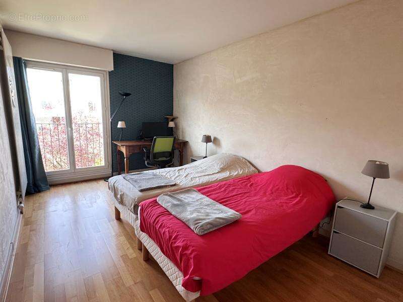 Maison 145 m² à Nanterre  - photo 6