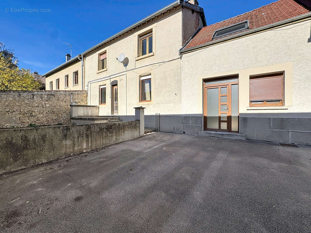 Maison à HERMONVILLE